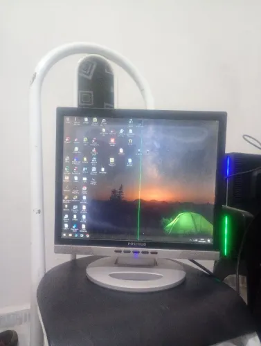 Monitor Positivo LCD 17" - Funcionando - Com linha verde na tela