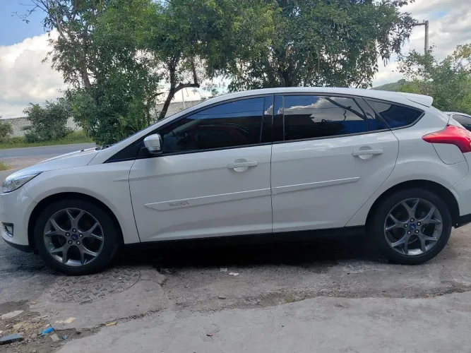 Ford Focus 2.0 16v/se/se Plus Flex 5P Aut. 2017