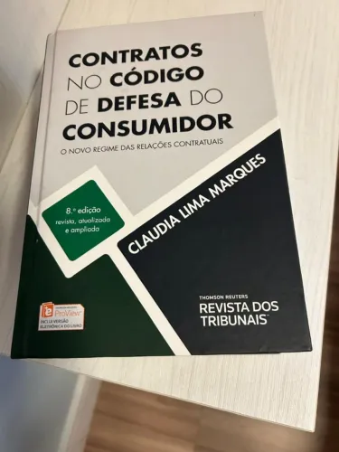 Livro Contratos no Código de Defesa do Consumidor