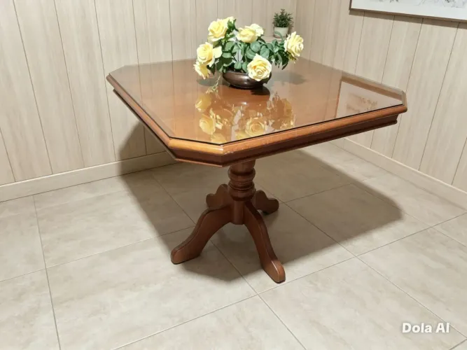 Entrego mesa jantar madeira maciça quadrada 1,00x1,00
