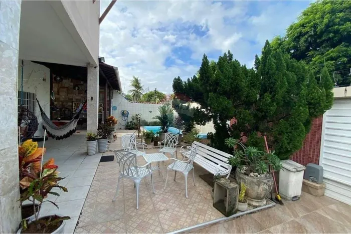 Casa com 5 quartos em Bairro Novo