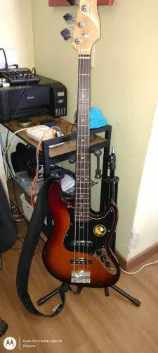 Baixo sirene V3P4 sunburst