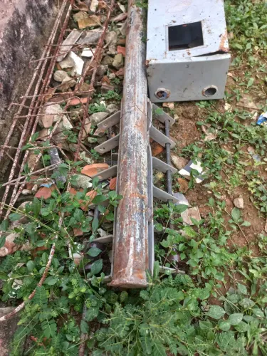Poste padrão com padrão