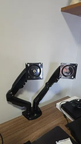 Suporte de mesa articulado para 2 monitores (retirada na Penha)