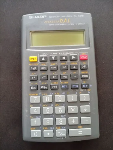 Calculadora científica Sharp EL-531R sem bateria 