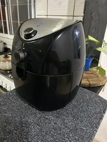 Fritadeira Air Fryer Oster Preta - Funcionando Perfeitamente (Leia a descrição)