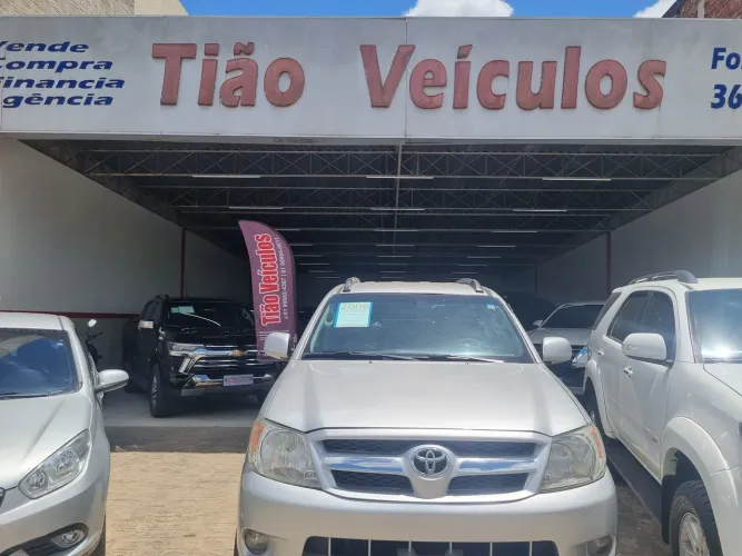 Toyota Hilux CD D4-d 4X4 2.5 16V 102cv TB Dies. 2006