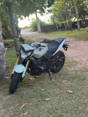 Hornet 600 2014