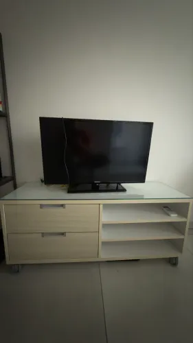 Tv com rack