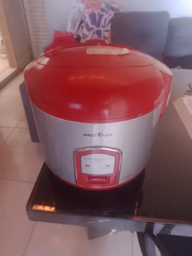 Panela de arroz elétrica por 120 reais
