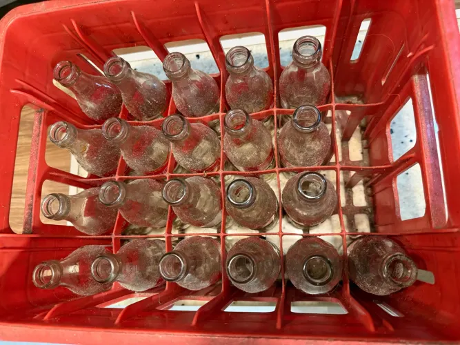 3 Engradados + 68 cascos coca ks 290 ml