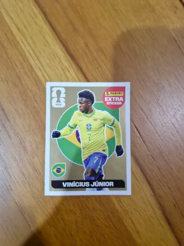 FIGURINHA LEGEND DOURADA VINICIUS JUNIOR 