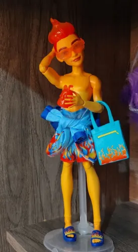 Heath Burns G3 completo Monster High