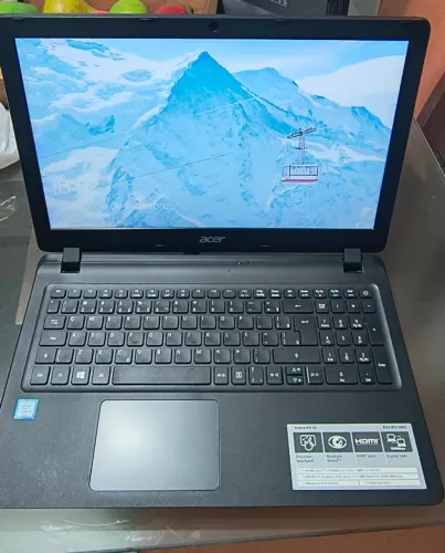 Notebook Acer Aspire ES 15 - 8gb RAM - 120GB SSD - 1TB HD - Antena 5ghz