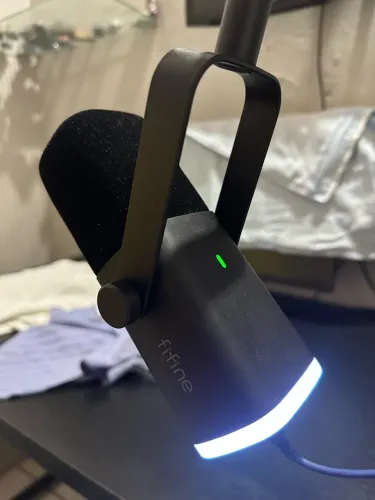 Microfone Fifine Am8 + Braço articulado
