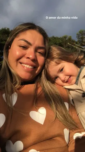 Babá experiente e carinhosa para finais de semana ?