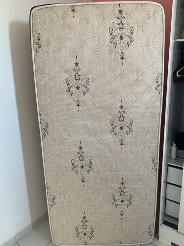 Colchão de solteiro 