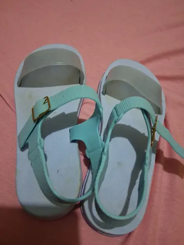 Sandália feminina infantil