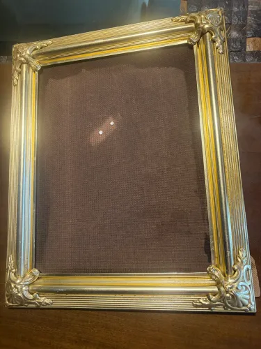 Porta retrato dourado . 36x30
