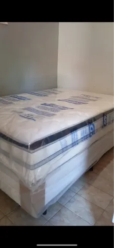 Cama de Casal, aceitamos cartao