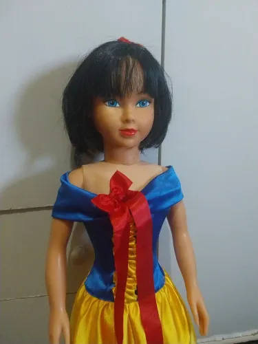 Boneca branca de neve