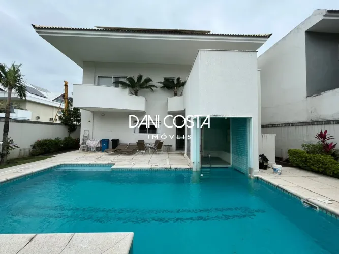 Casa de luxo em condomínio Del Lago na Barra da Tijuca: 4 quartos, 4 suítes, 3 salas, 6 ba