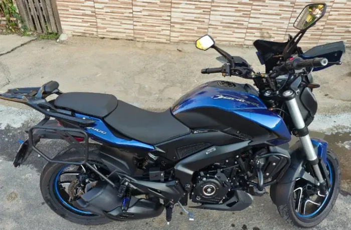 Dominar 400 - 2025