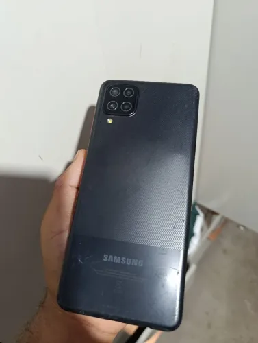 Samsung A12