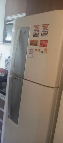 Geladeira Electrolux Df42 (COM DEFEITO)