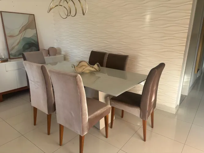 Mesa 2x1 metros com 6 cadeiras