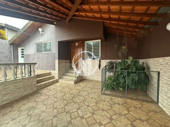 Casa á venda com 3 dormitório no Eloy Chaves - Jundiaí/SP