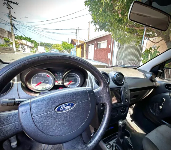 Ford Fiesta 1.0 8V Flex/class 1.0 8V Flex 5P 2011
