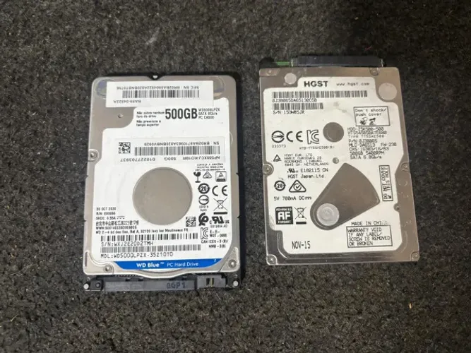 HD WD Blue 500GB e HD HGST 500GB