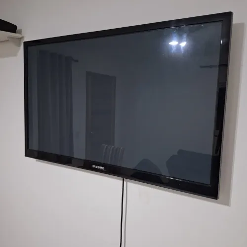 TV Samsung Plasma 43? 3D - Excelente Imagem