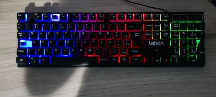 Teclado gamer 