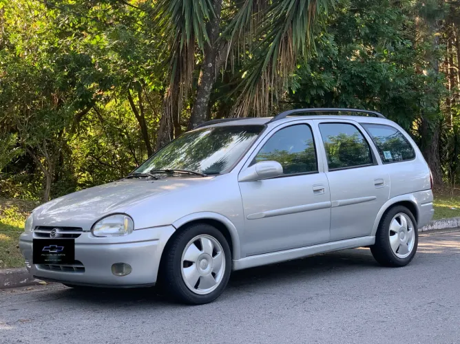 Chevrolet Corsa Wagon GLS 1.6 8V 4P 1999