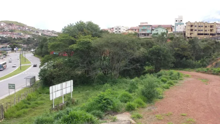 70532 - Terrenos/Padrão - Misto - No bairro Estância Poços de Caldas