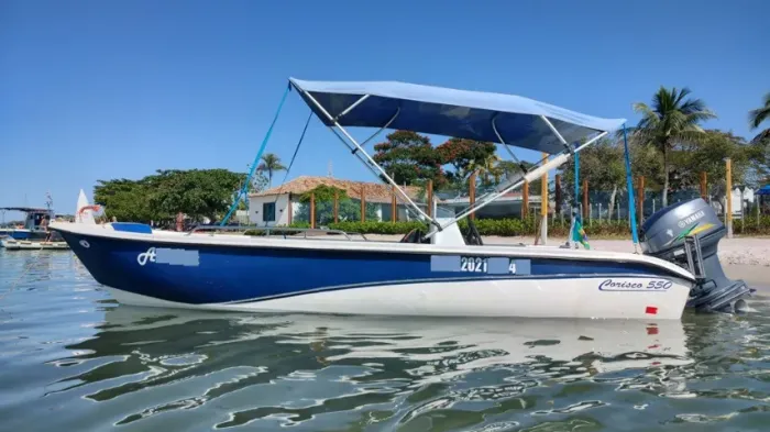 Lancha corisco 550, excelente conjunto, barco a toda prova.