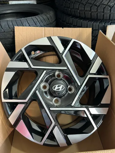 Rodas novas aro 15 modelo HB20