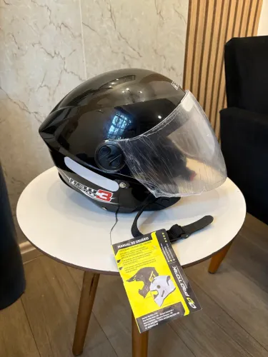 Capacete Pro Tork nunca usado
