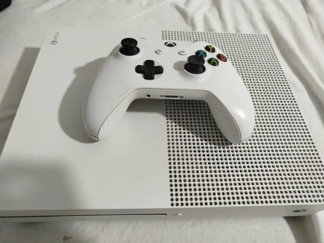 XBOX ONE SEMI NOVO