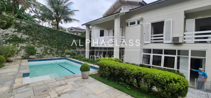 Excelente Casa para VENDA em Condomínio Fechado - Alphaville/Tamboré