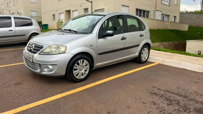 Citroen C3 GLX 1.4/ GLX Sonora 1.4 Flex 8V 5P 2011