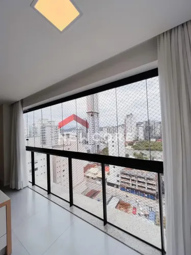 Apartamento em Rua 319 - Meia Praia - Itapema/SC