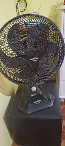 Ventilador britania turbo otimo estado 