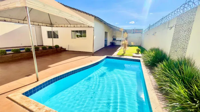 Casa em condomínio disponível pra venda !