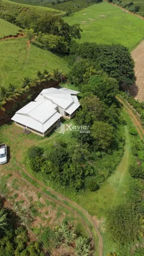 Chácara 3.000 m² à venda em Iconha-ES, casa 3 quartos, área gourmet, pomar e estrutura rur