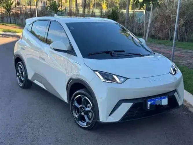 BYD Dolphin Mini (Elétrico) 2025
