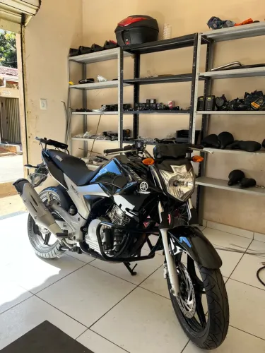 Fazer 250, analiso troca em carro