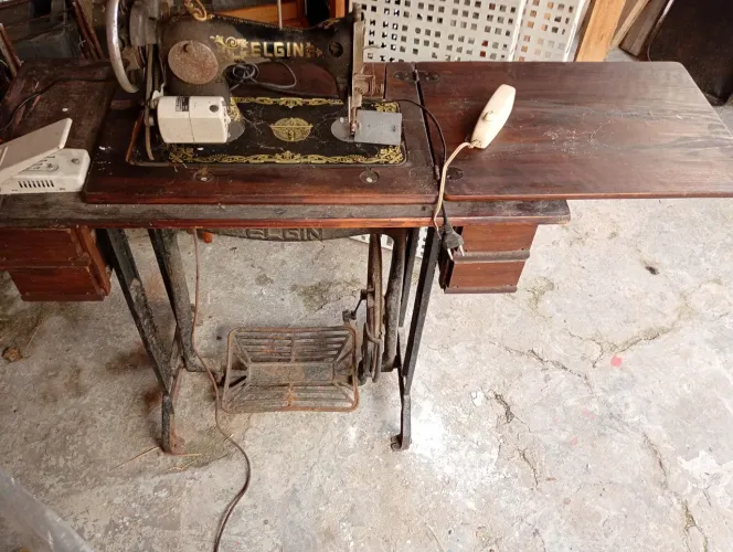 Máquina de costura